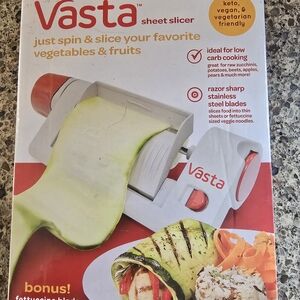 Red and White Sheet Slicer